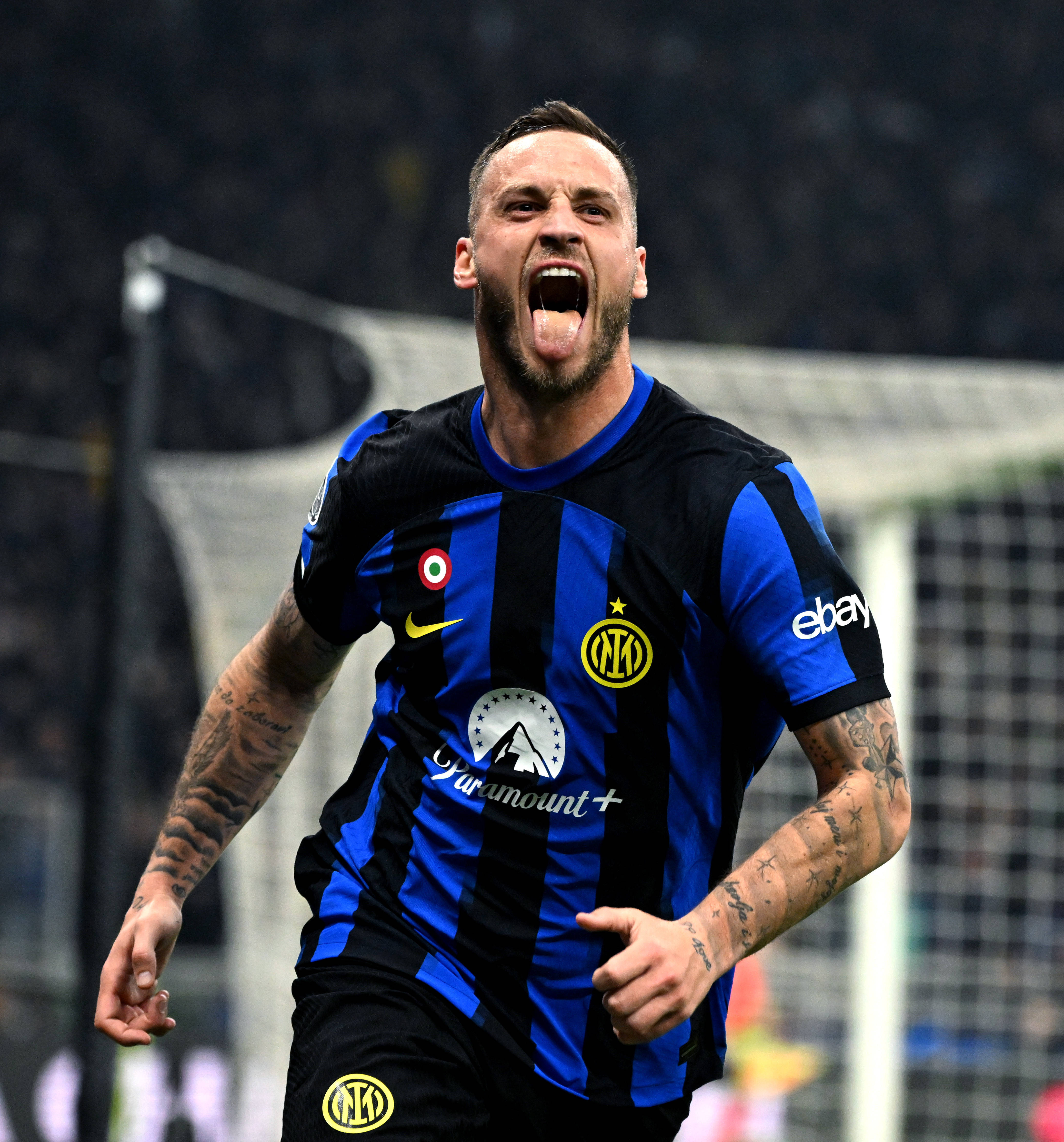 三线皆空，曼联与C罗相约千万球局？