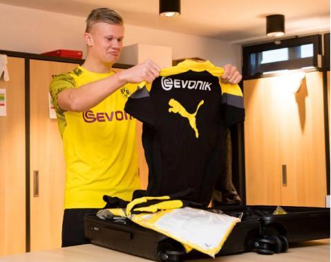 媒体年度最佳新秀投票，四大才子接连上榜