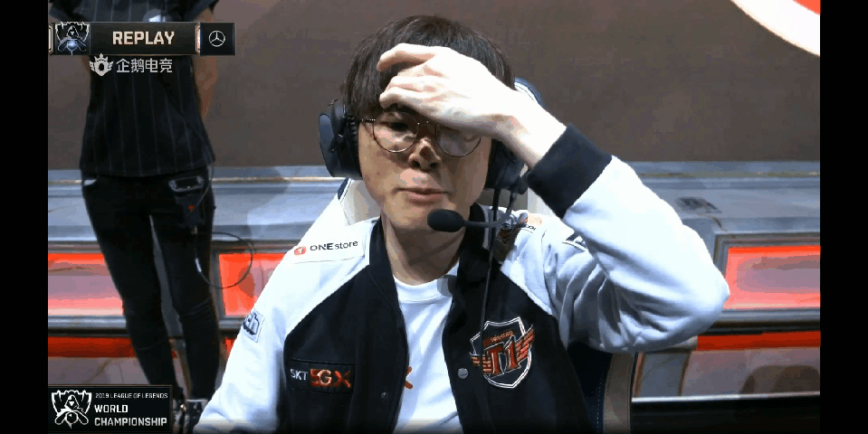 BLG赛后群访 教练：今天比赛输了只是过程，不代表着是结束了