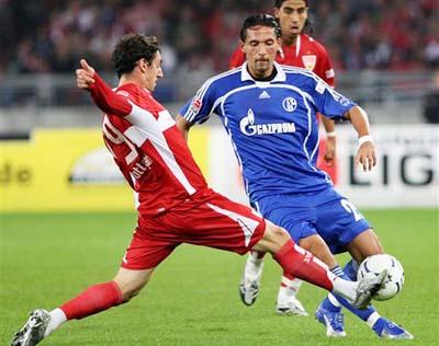 [德甲]莱默尔送助攻 奥利塞内切打近角得手