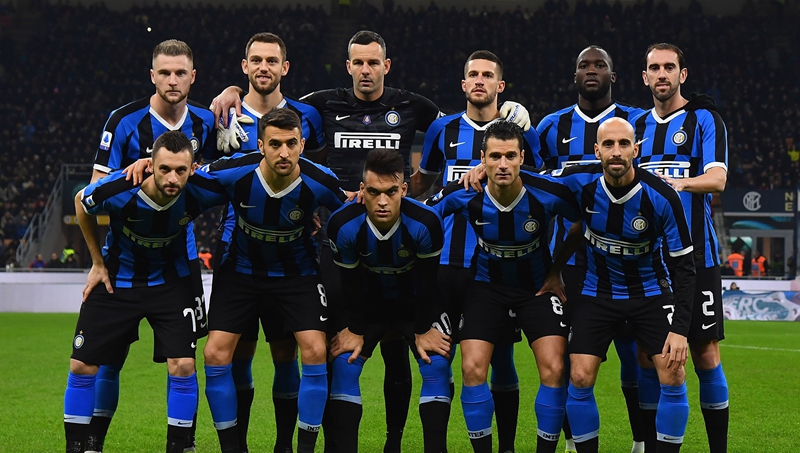 76人主场失利 恩比德受犯规困扰